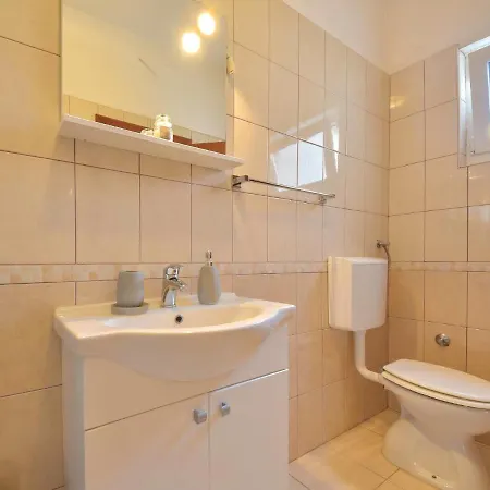 Pusa By Interhome Sveti Filip i Jakov