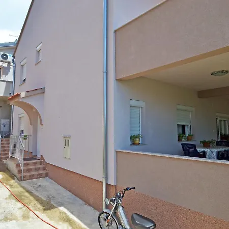 Apartamento Pusa By Interhome Sveti Filip i Jakov