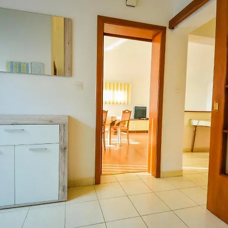 Pusa By Interhome