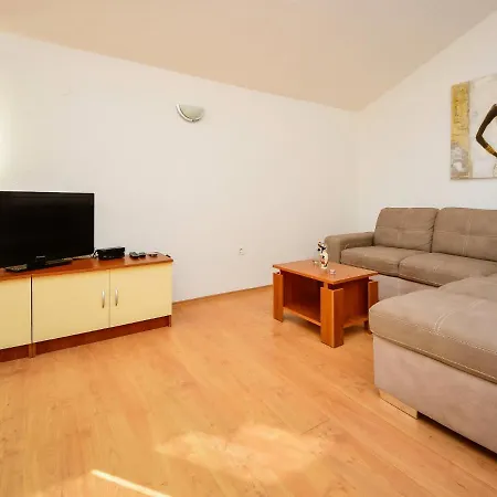 Pusa By Interhome Apartamento *