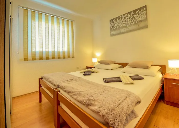 Pusa By Interhome * Sveti Filip i Jakov